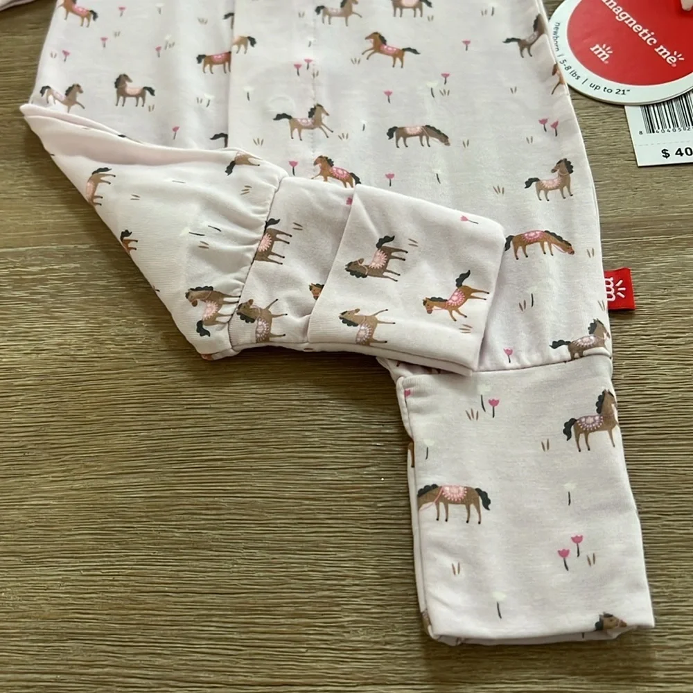 Magnetic Me Modal in Purple Rein - Picture 4 of 6